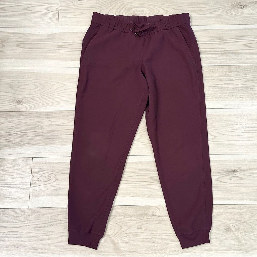 LIKE NEW Lululemon Women’s Keep Moving Jogger